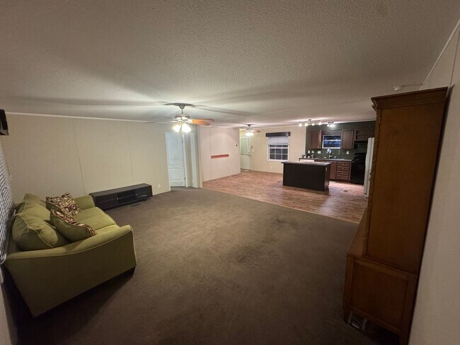 Foto del edificio - Peaceful Country Living--For Lease!