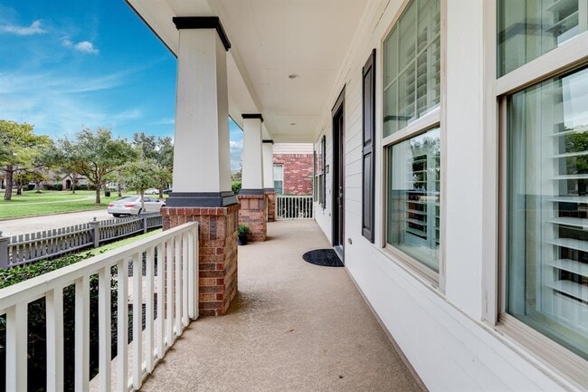 Building Photo - 16811 Apple River Drive