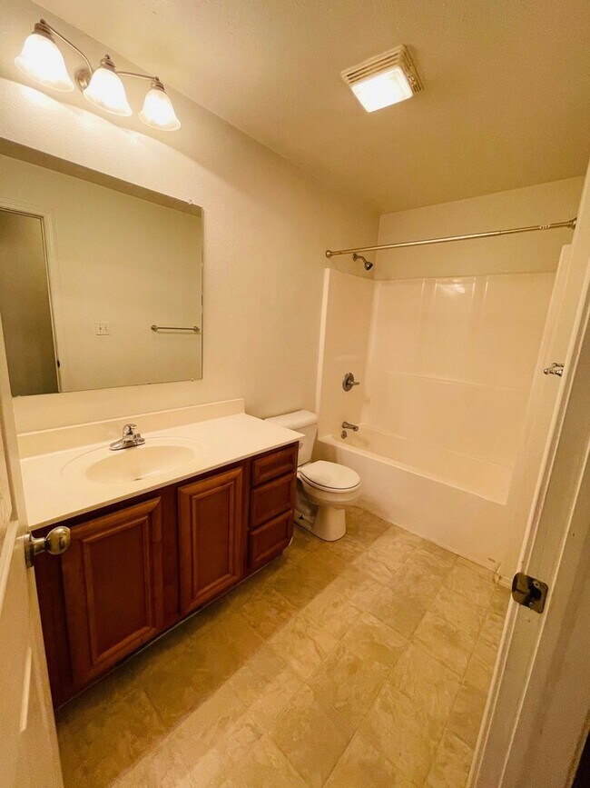 Foto del edificio - Great Duplex