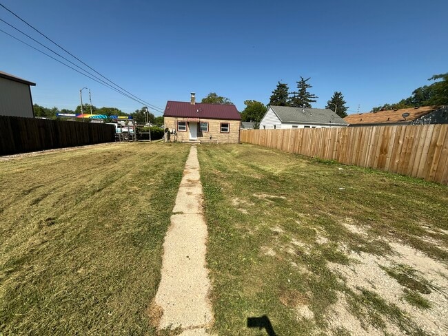 Building Photo - 4209 Hanna St