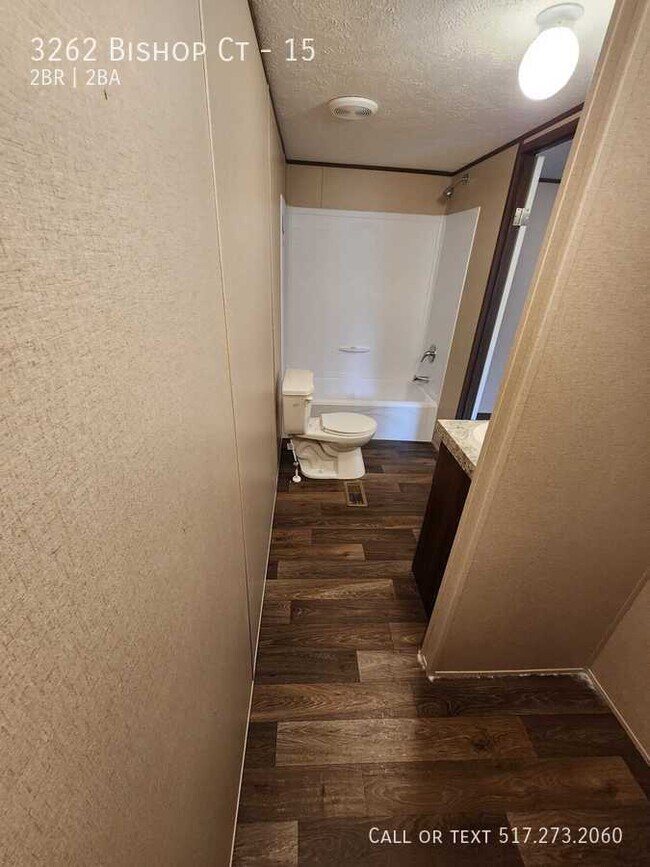 Foto del edificio - 3262 Bishop Ct