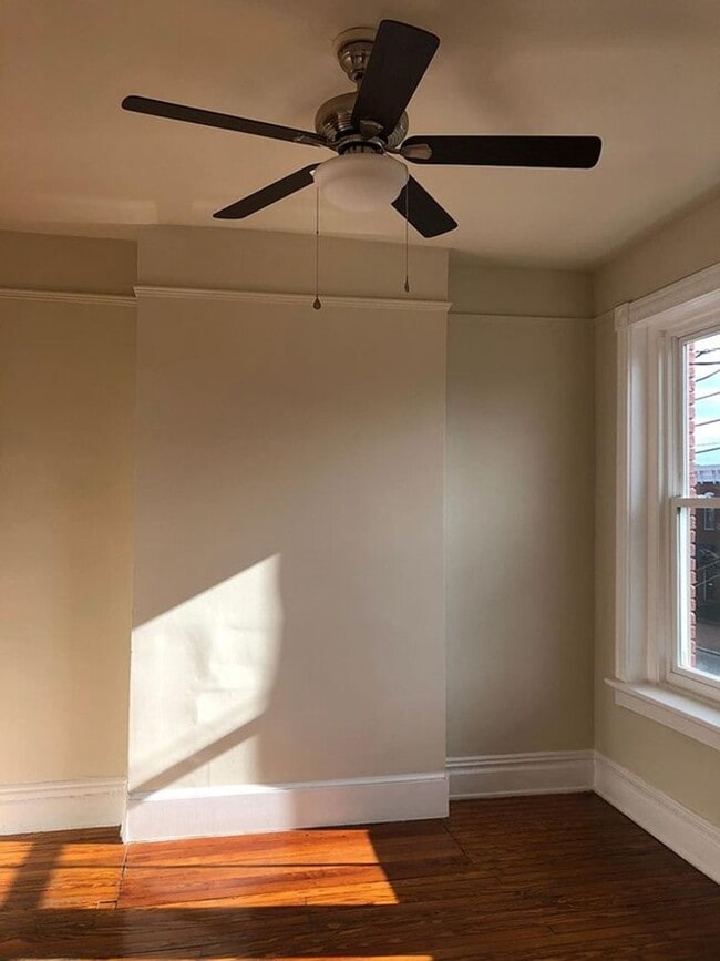 Photo - 1820 W Cary St Townhome