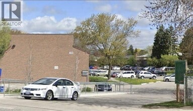Building Photo - 1200 Courtland Ave E