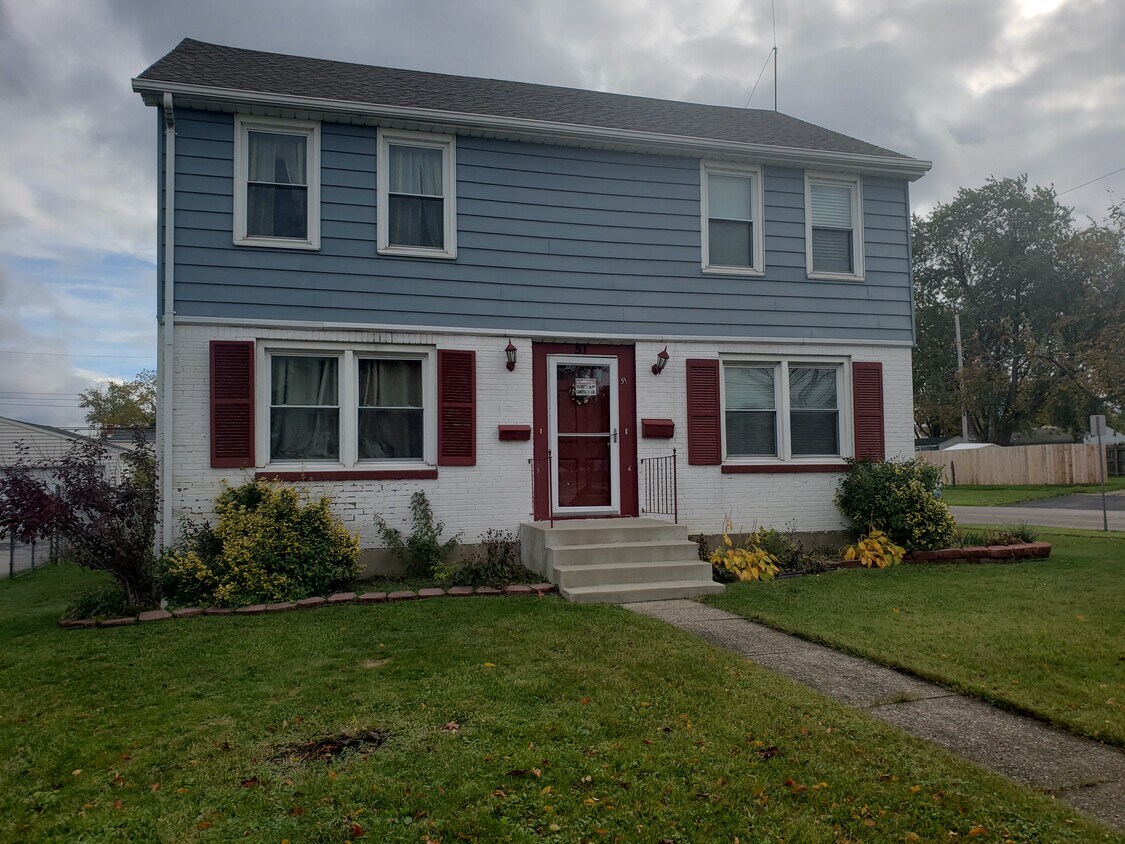 51 Montfort Dr, Buffalo, NY 14225 Townhome Rentals in Buffalo NY