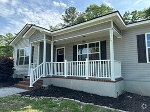 Building Photo - 313 Padrick St