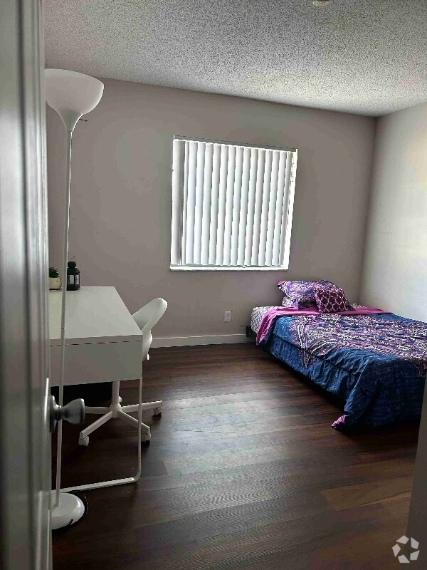 Sunrise Lakes Phase 2 Furnished Apartments for Rent Sunrise, FL 1