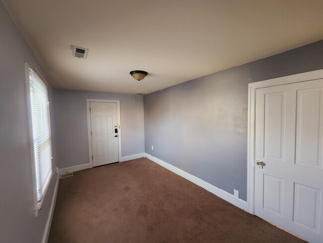 Entrance - 515 S Main St