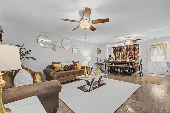 Foto del edificio - 5706 Ventura Ln