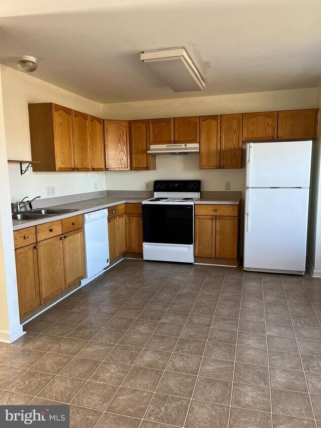 91 Grindstone Dr, Hedgesville, WV 25427 Townhouse for Rent in