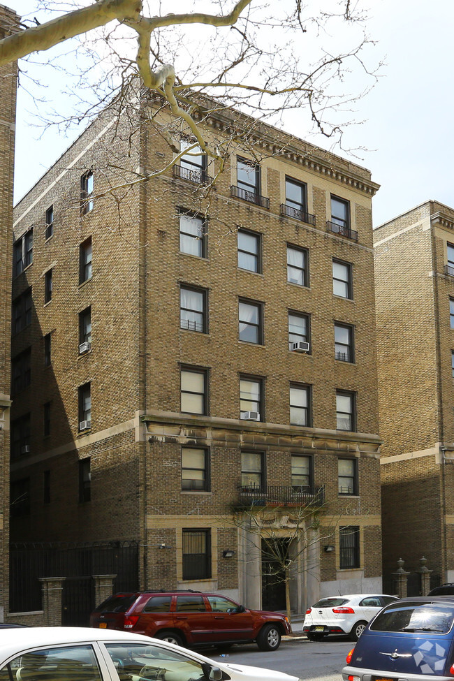 Foto del edificio - 664 West 163rd Street