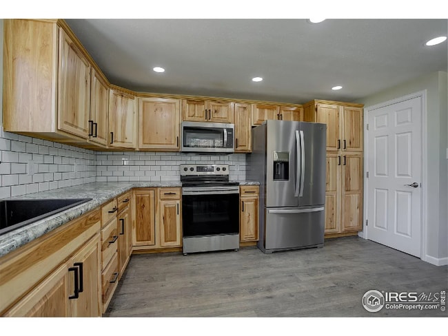 Building Photo - 2125 S U.S. Hwy 287