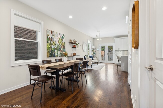 Building Photo - 3331 W Crystal St