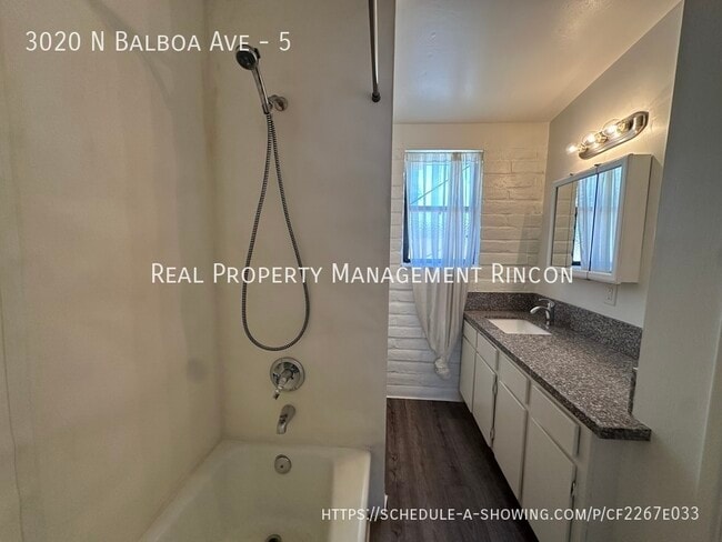 Building Photo - 3020 N Balboa Ave