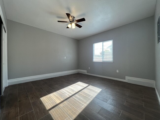 Building Photo - 26204 Underwood Ave