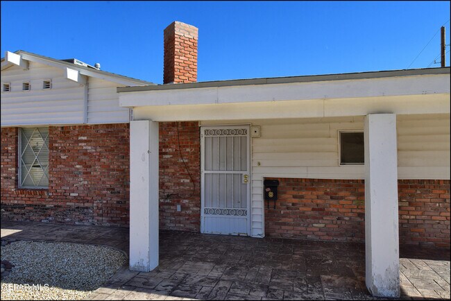 Foto del edificio - 4700 Louisiana St