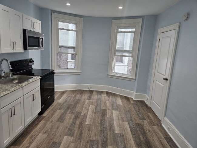 Foto del edificio - 16 S 50th St