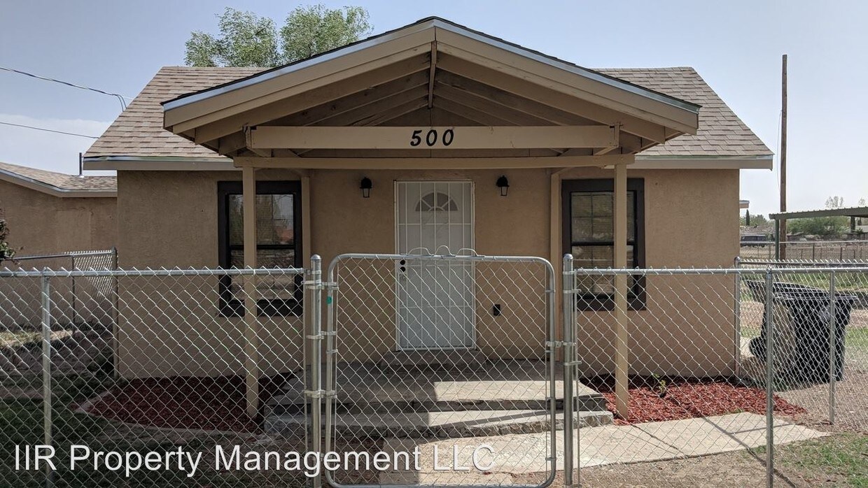 Foto principal - 500 E Country Club Rd