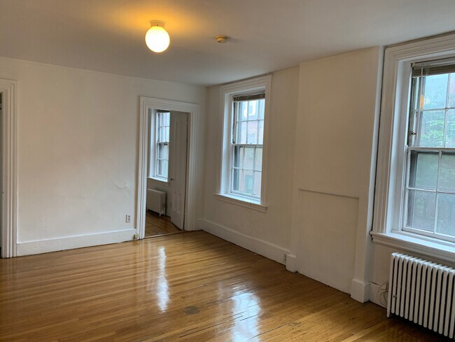 Foto del edificio - 23 Irving St