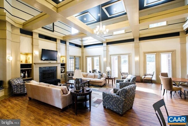 Building Photo - 135 Yellowstone Dr