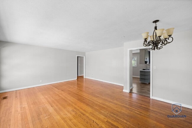 Building Photo - Charming 3 bedroom 2 bath home in Attalla