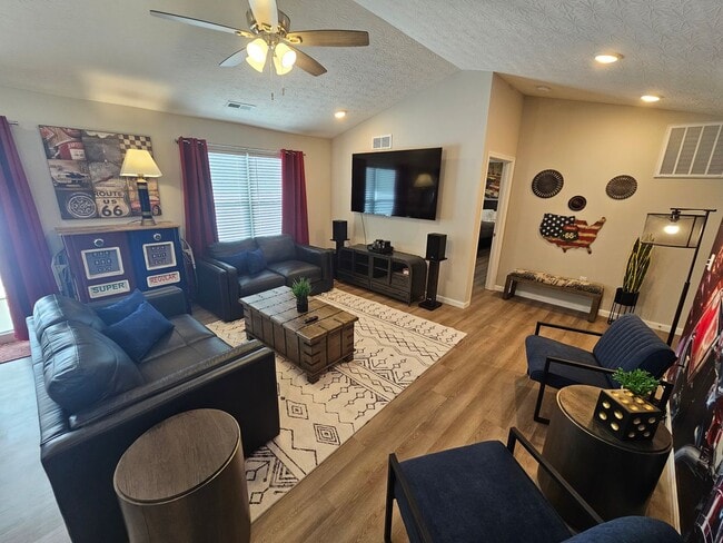 Building Photo - Vroooom . . . . the ROAD is calling. . . .Fully furnished themed rental includes all utilities an...