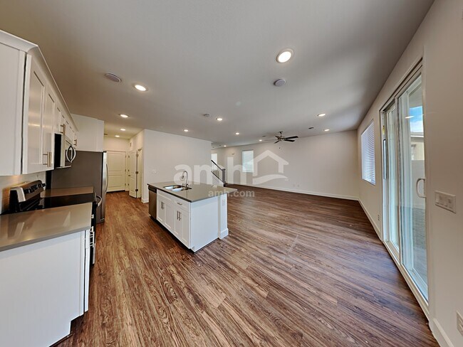 Foto del edificio - 9142 Crocker Pt Ct