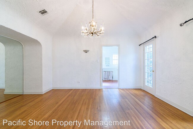 Building Photo - 2 br, 1 bath House - 658 S. Citrus Ave