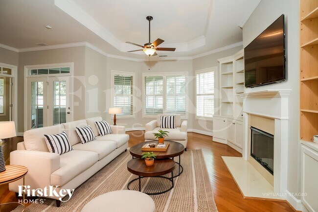 Building Photo - 207 Hickory Nut Ln