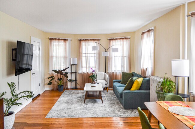 Foto del edificio - 36 Curry Cir