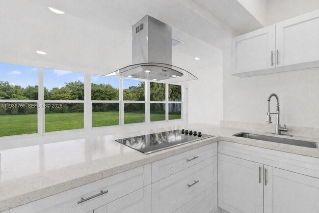 Building Photo - 4685 SW 33rd Dr