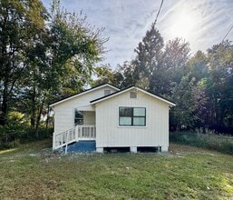 Building Photo - 1760 Audubon St