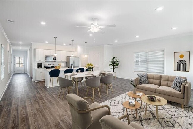Foto del edificio - 4085 Hillmont Ln