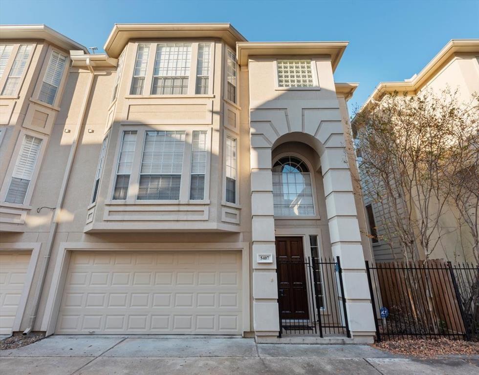 Foto principal - 5407 Lillian St