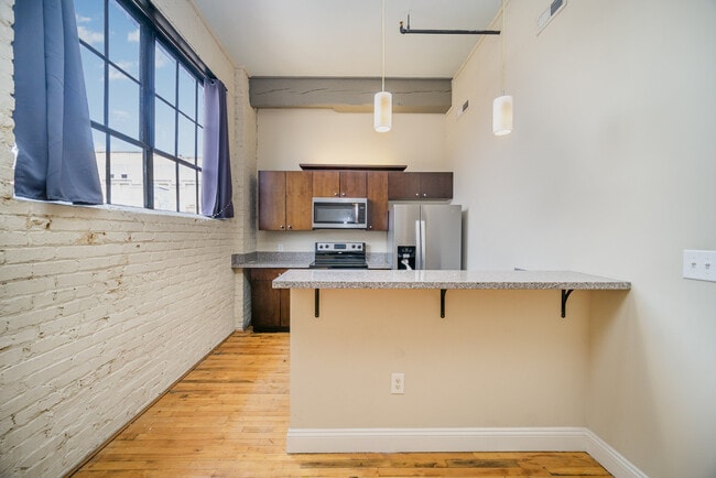 Building Photo - 109 N Hayne St