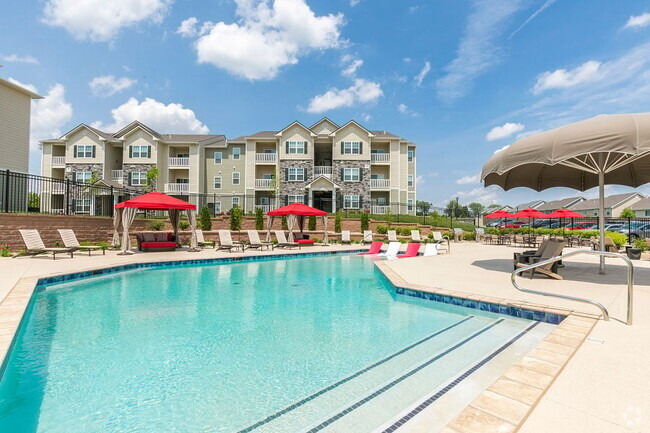 Building Photo - Aventura at Maryland Oaks