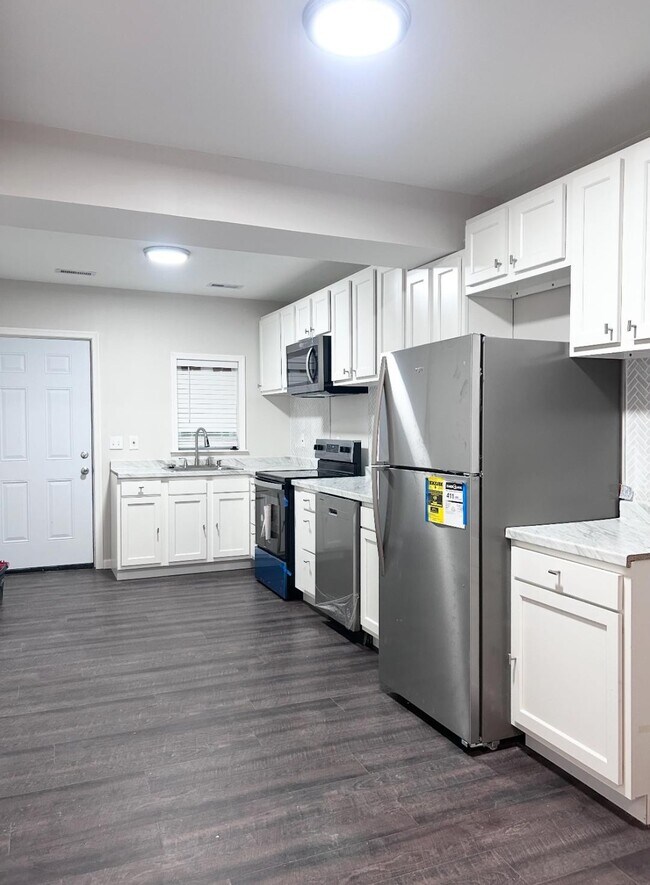 Foto del edificio - 1532 Holbrook St