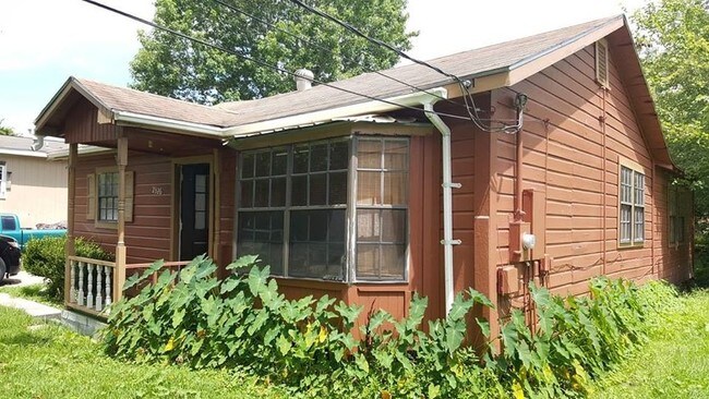 Foto del edificio - 2326 Houston St