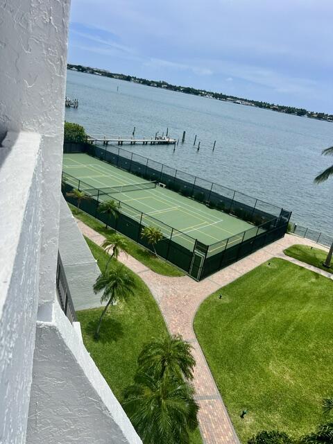 Foto del edificio - 5200 N Flagler Dr
