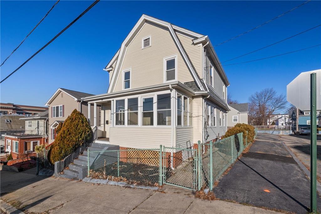 18 Loreto St Unit 2, Providence, RI 02904 Apartment for Rent in