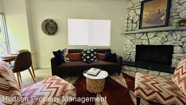 Foto del edificio - 2 br, 1.5 bath House - 776 Lords Ln.