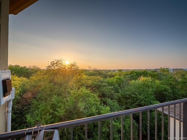 Foto del edificio - 4118 Bonner View Ln
