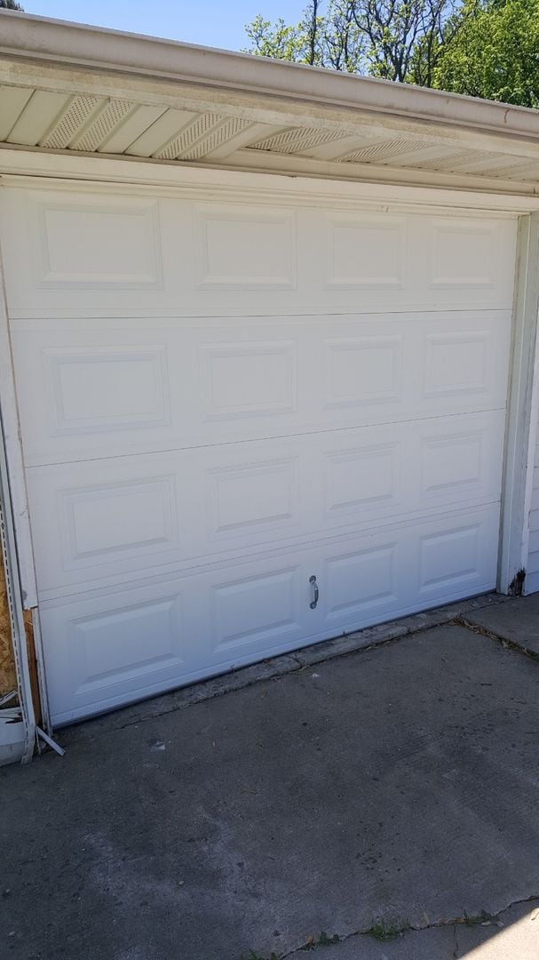 Building Photo - Elmore