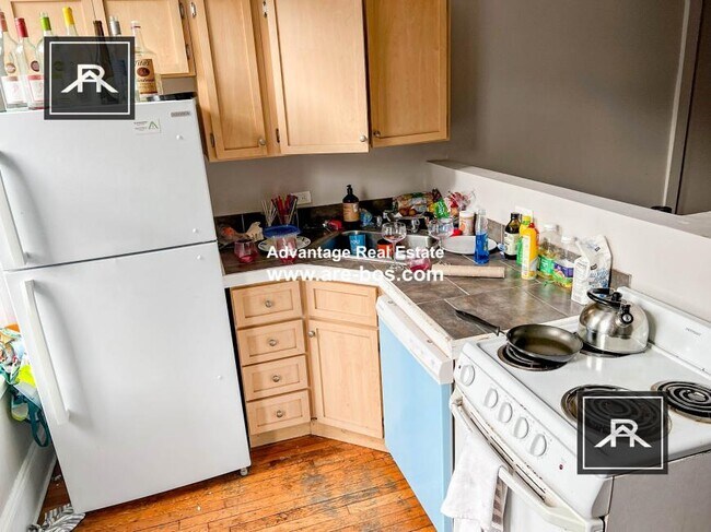 Building Photo - 4 bedroom in Allston MA 02134