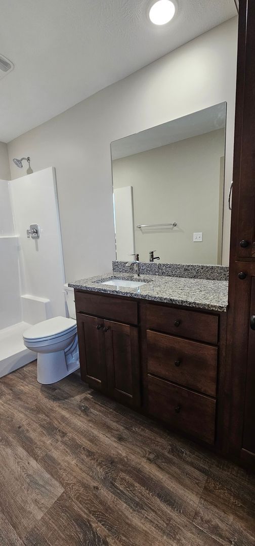 Building Photo - 4150 Montana Ave