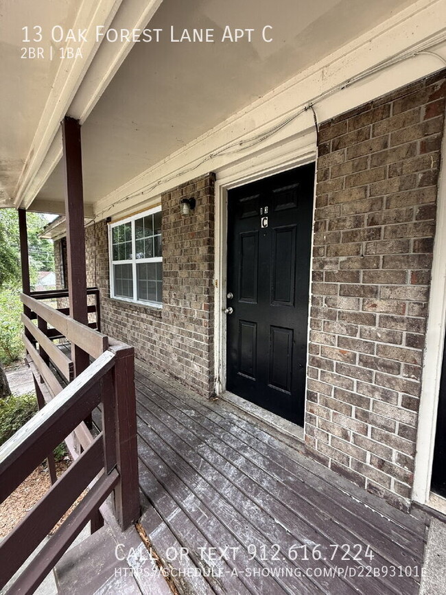 Building Photo - 13 Oak Forest Ln