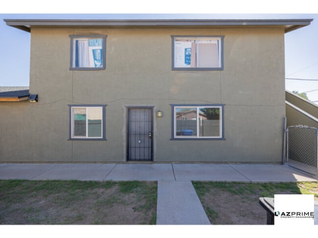 Building Photo - Embrace Comfort and Elegance in this Pristine 3/2 Apartment in Phoenix.