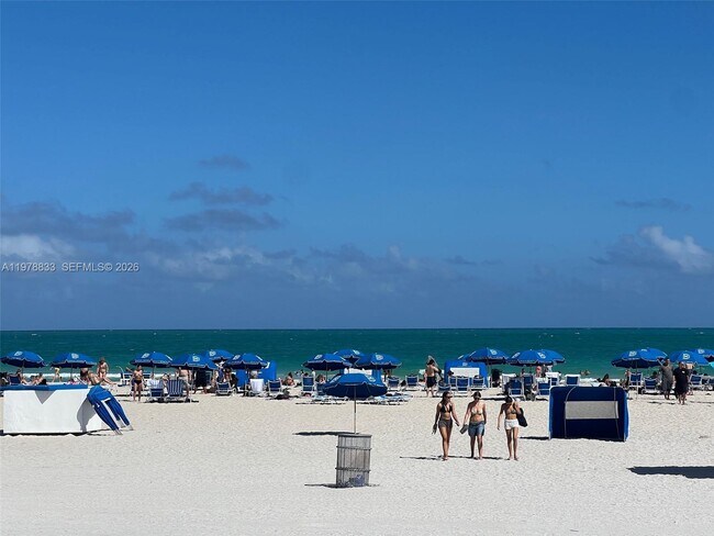 Foto del edificio - 1390 Ocean Dr