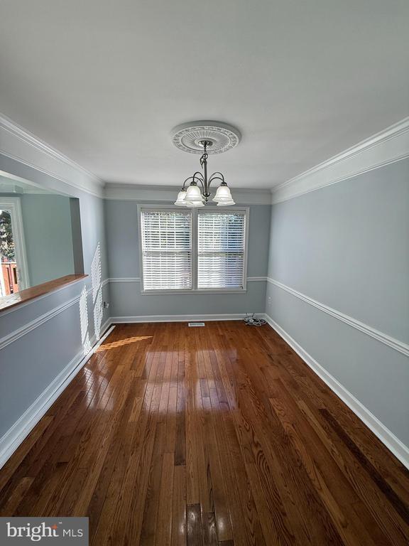 Building Photo - 105 Knollwood Ct