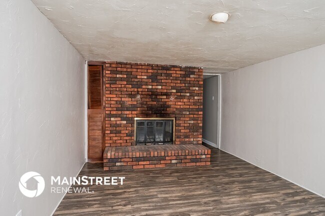 Foto del edificio - 8204 Rochelle Rd