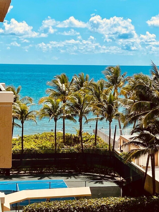 Foto principal - 2080 S Ocean Dr
